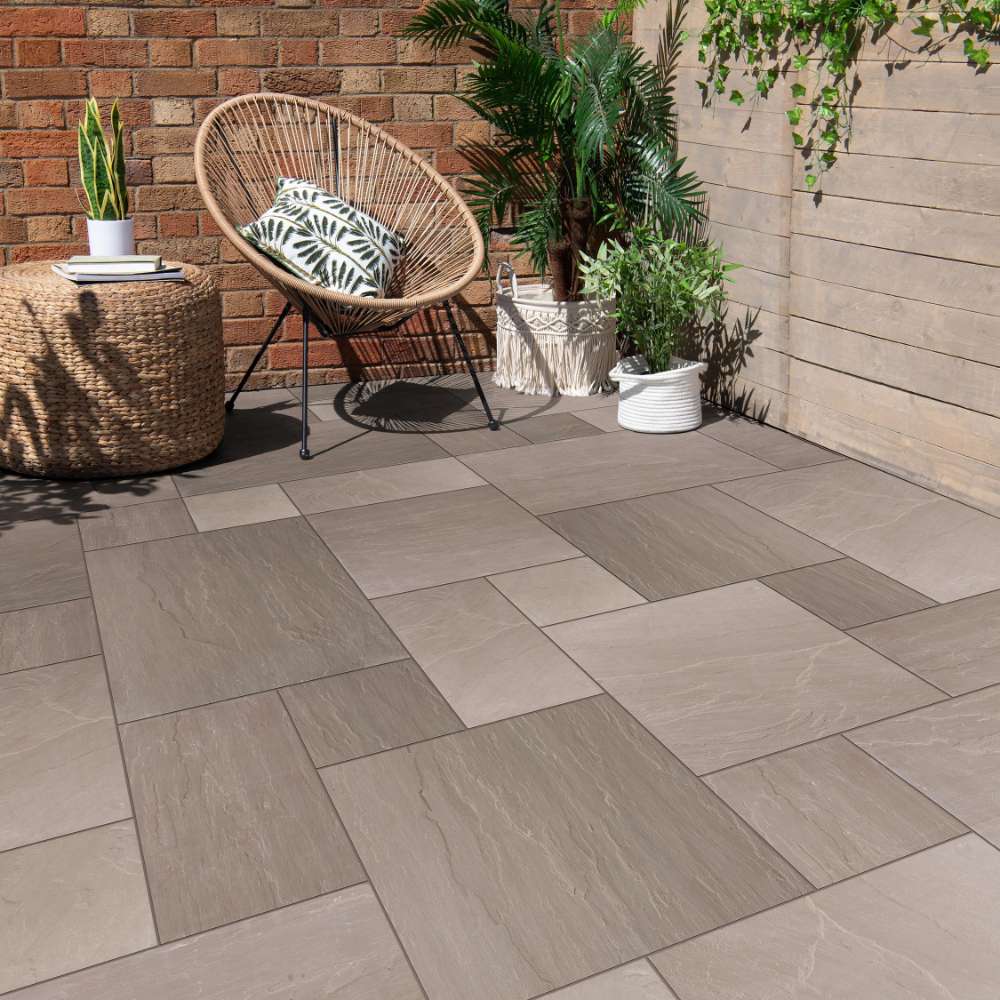 Autumn Brown Riven Sandstone Mixed Patio Paving Slabs 18mm - Image 3
