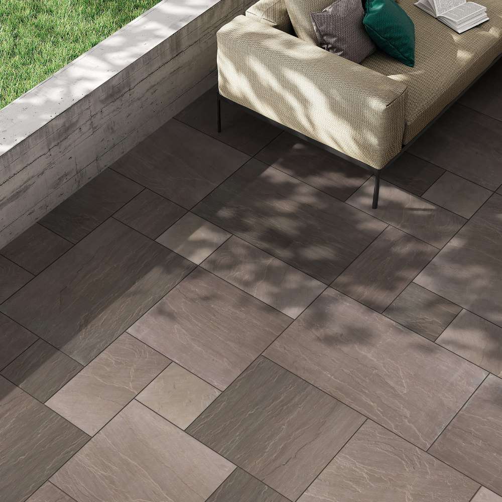 Autumn Brown Riven Sandstone Mixed Patio Paving Slabs 18mm - Image 4