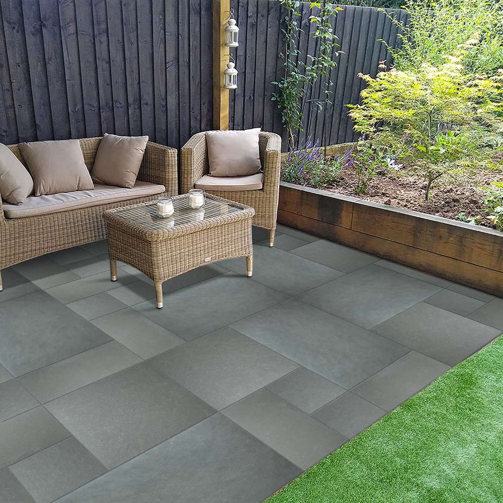 Kota Blue Riven Limestone Mixed Patio Sawn Edged Paving Slabs - Image 3