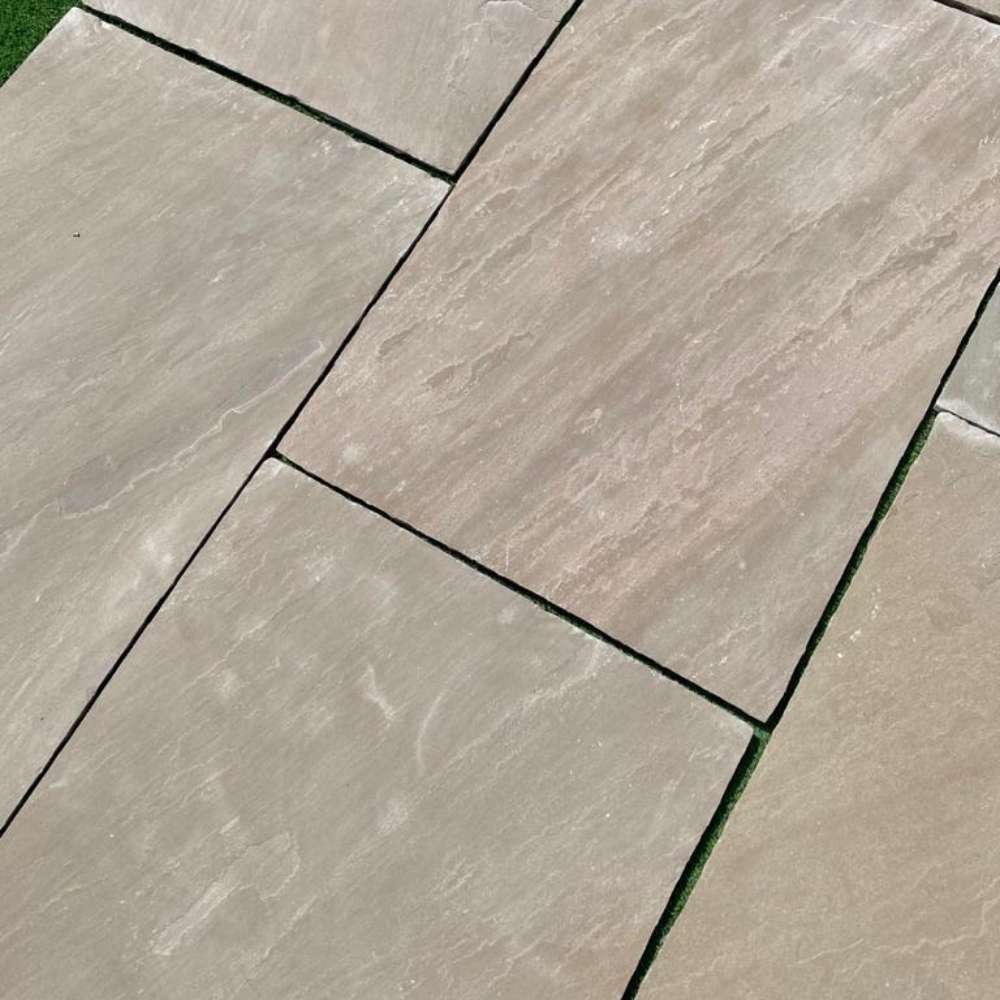 Raj Green Riven Sandstone 600x900 Paving Slabs 18mm - Image 5