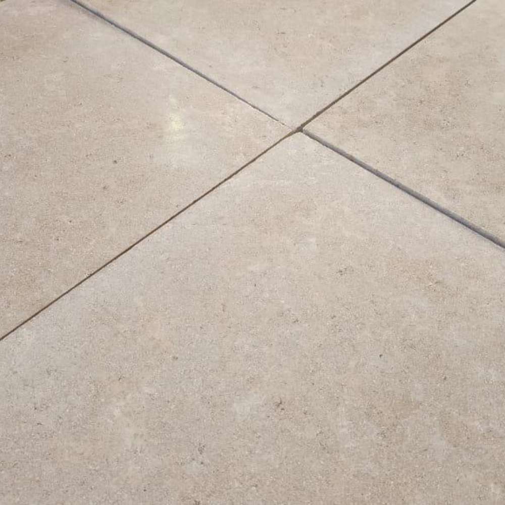 Sahara Pearl Tumbled Limestone Mixed Patio Paving Slabs - Image 3
